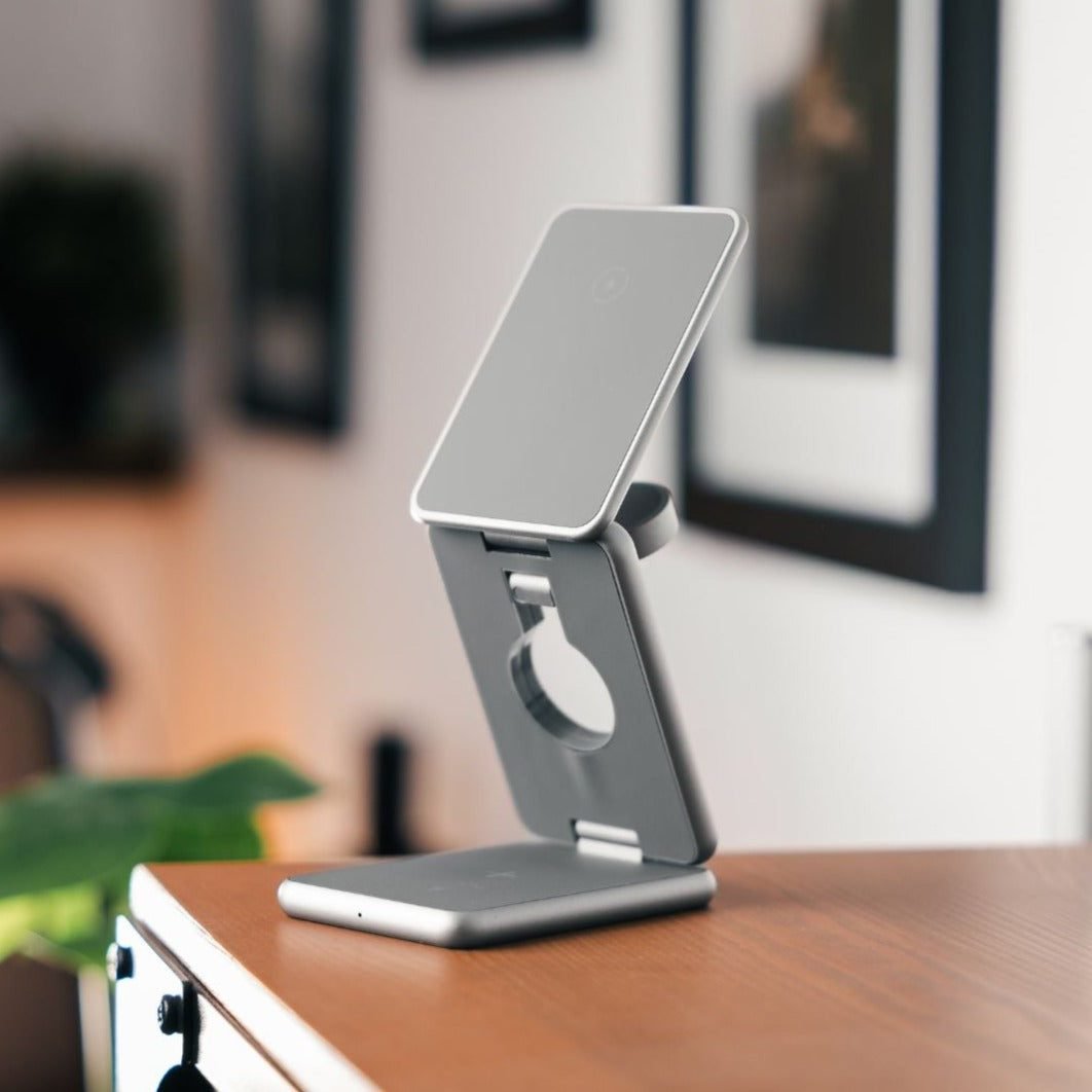 evolved-chargers-3-in-1-foldable-charger.jpg